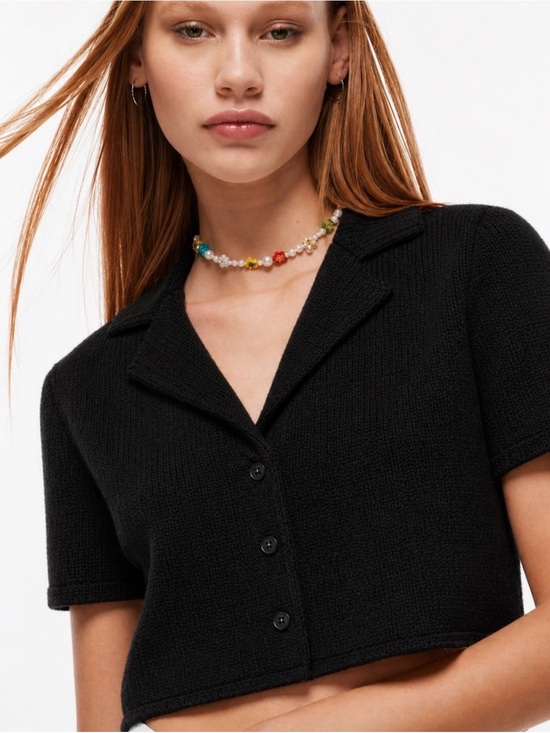Aritzia Tops - Aritzia SUNDAY BEST Tuesday Black Cropped Button-Front Top Size S